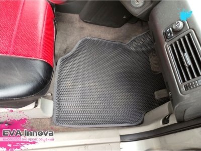 Коврики EVA 3D c бортами для Nissan X-Trail (T30, правый руль) 2001 - 2007