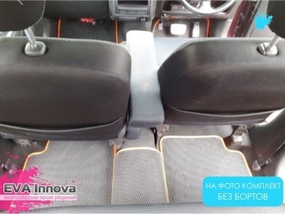 Коврики EVA 3D c бортами для Toyota BB I NCP30 2000 - 2005